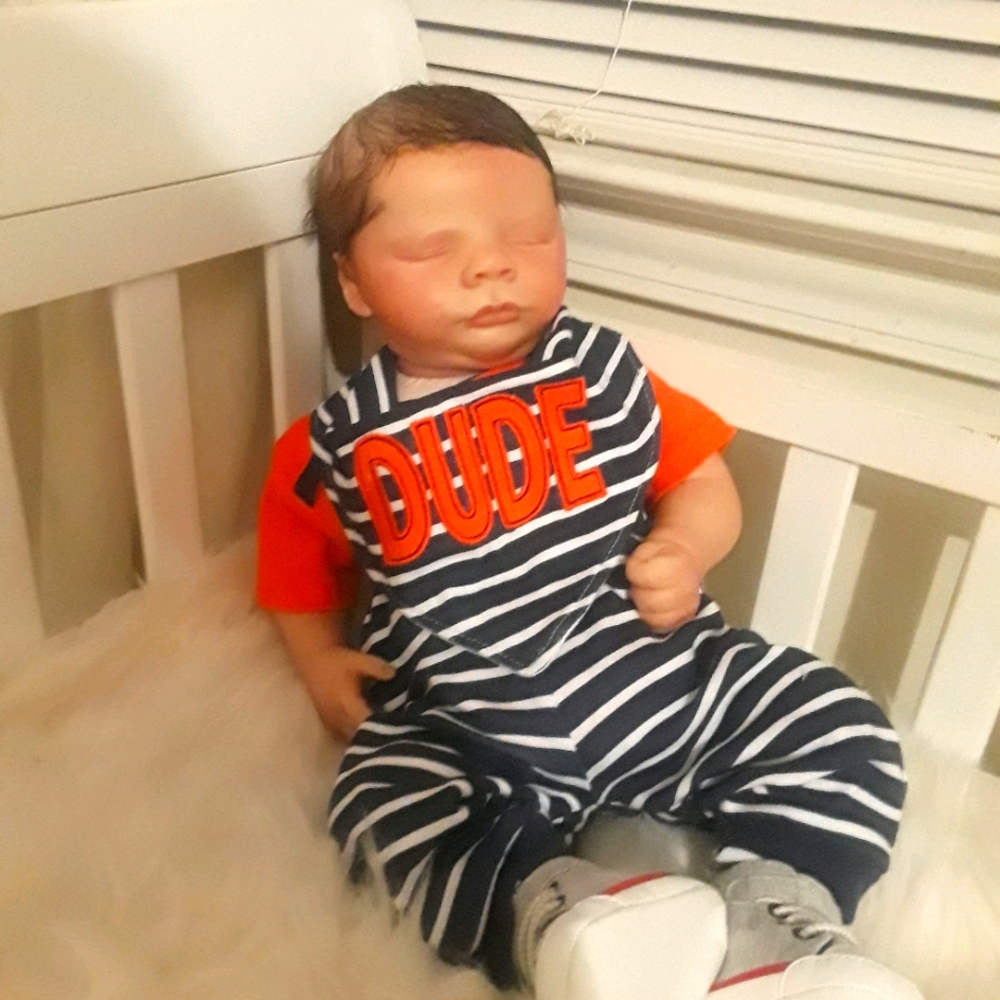 "3-D image of a real baby!" Reborn doll